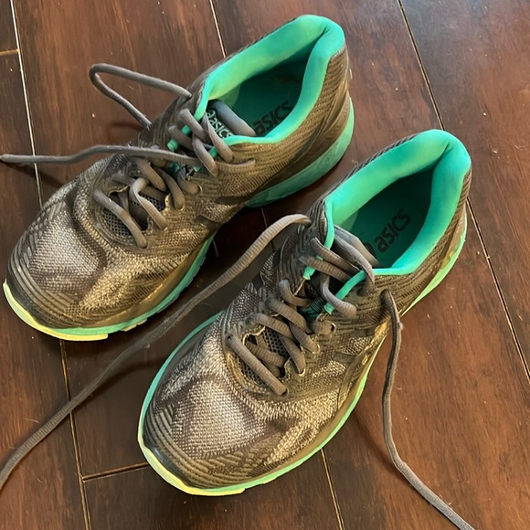 Brand New! ASICS - Picture 2 of 4